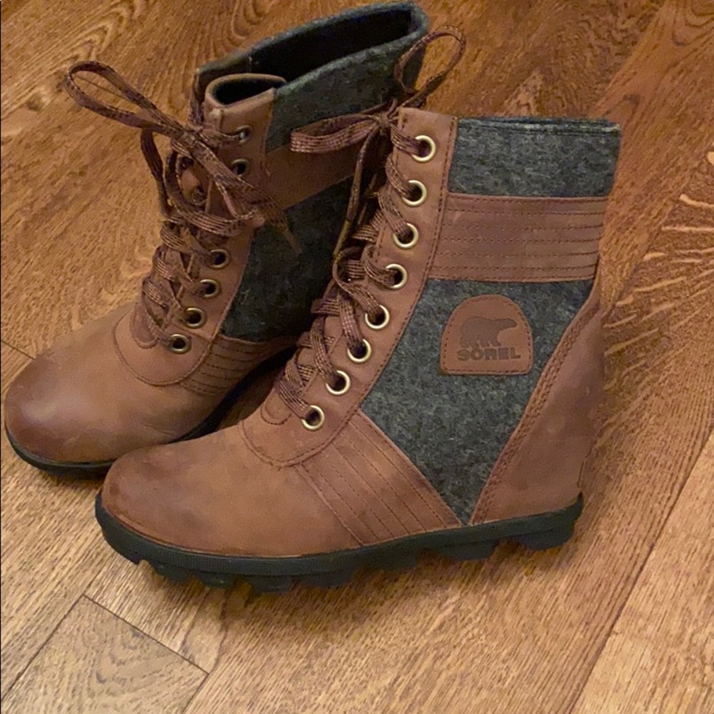 Sorel Lexie Wedge. Worn a few times only